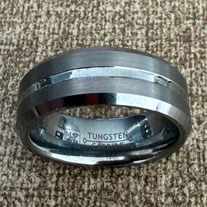 Men’s Tungsten Carbide Ring, 8MM, Two-Toned (Brushed/Polished Silver), Size 10